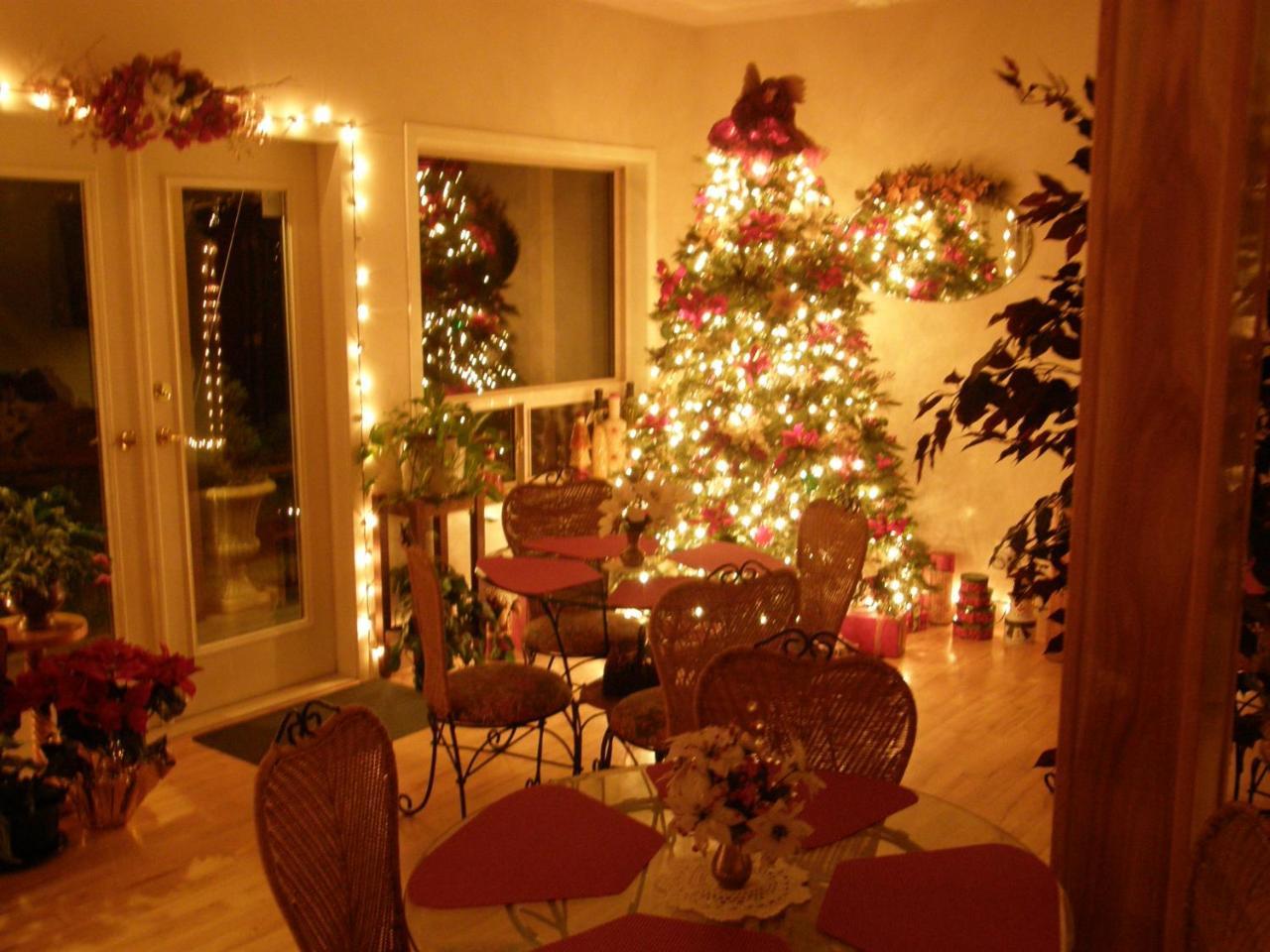 Cedar Wood Lodge Bed & Breakfast Inn Port Alberni Bagian luar foto
